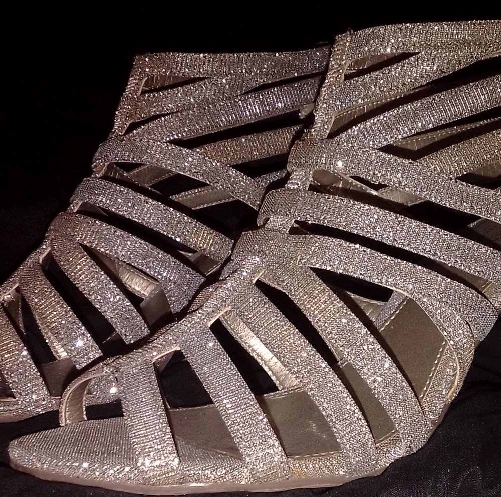 Shoes - Picture 3 of 3